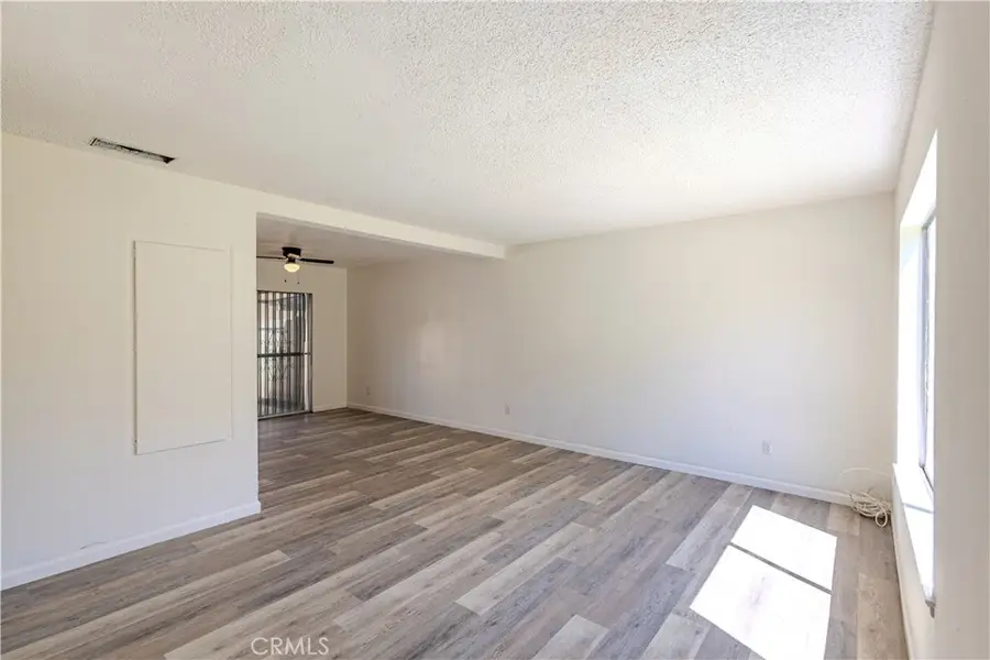 3485 Columbia, Riverside, CA 92501 - #3