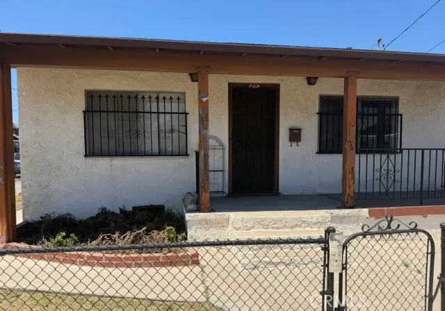 398 W 11th Street, San Pedro, CA 90731 - #1