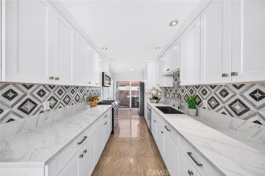 3442 Del Amo Blvd, Torrance, CA 90503 - #2