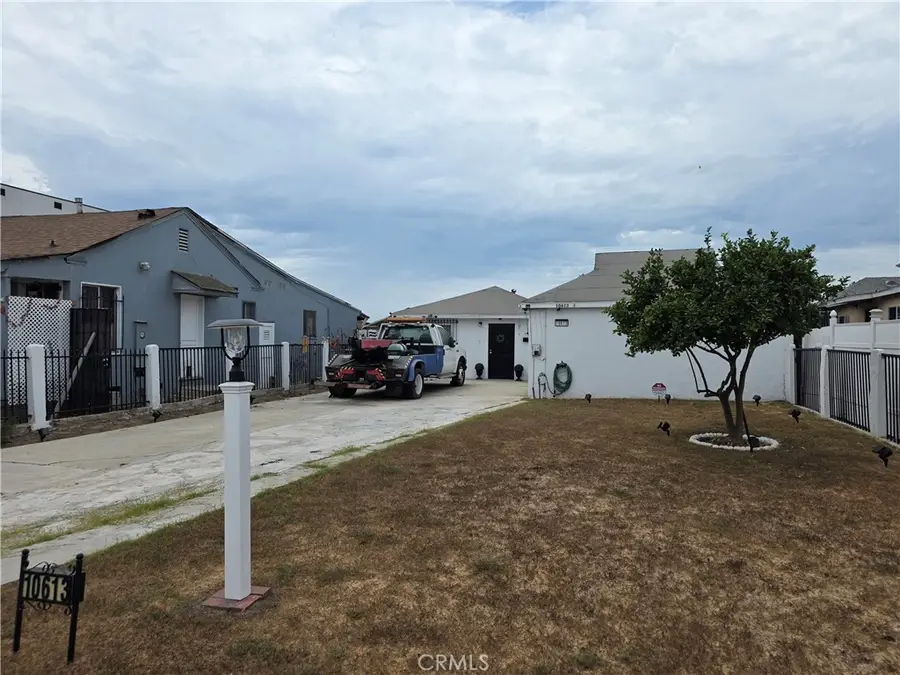 10613 S Felton Avenue, Inglewood, CA 90304 - #3
