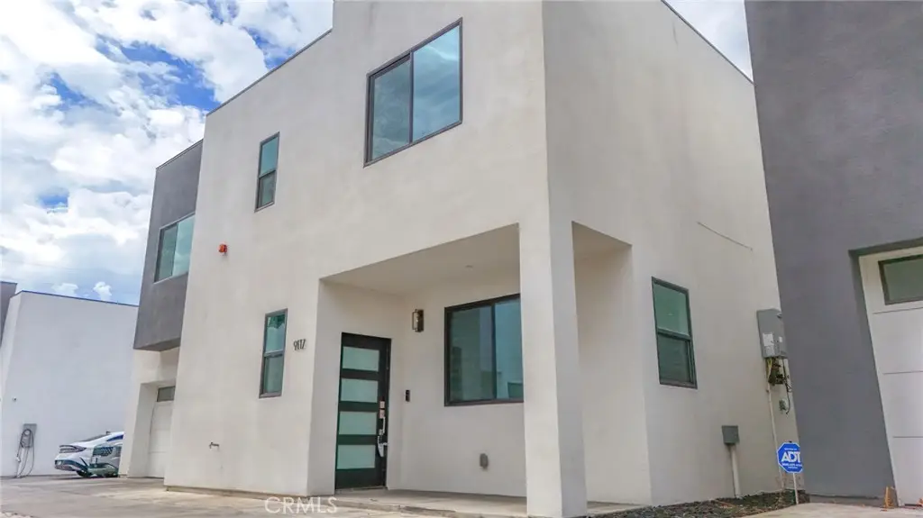 9117 N Nilo Lane, Panorama City, CA 91402 - #1