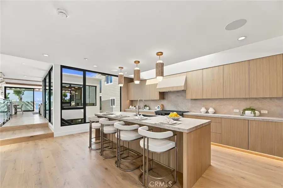 2451 Silverstrand, Hermosa Beach, CA 90254 - #2