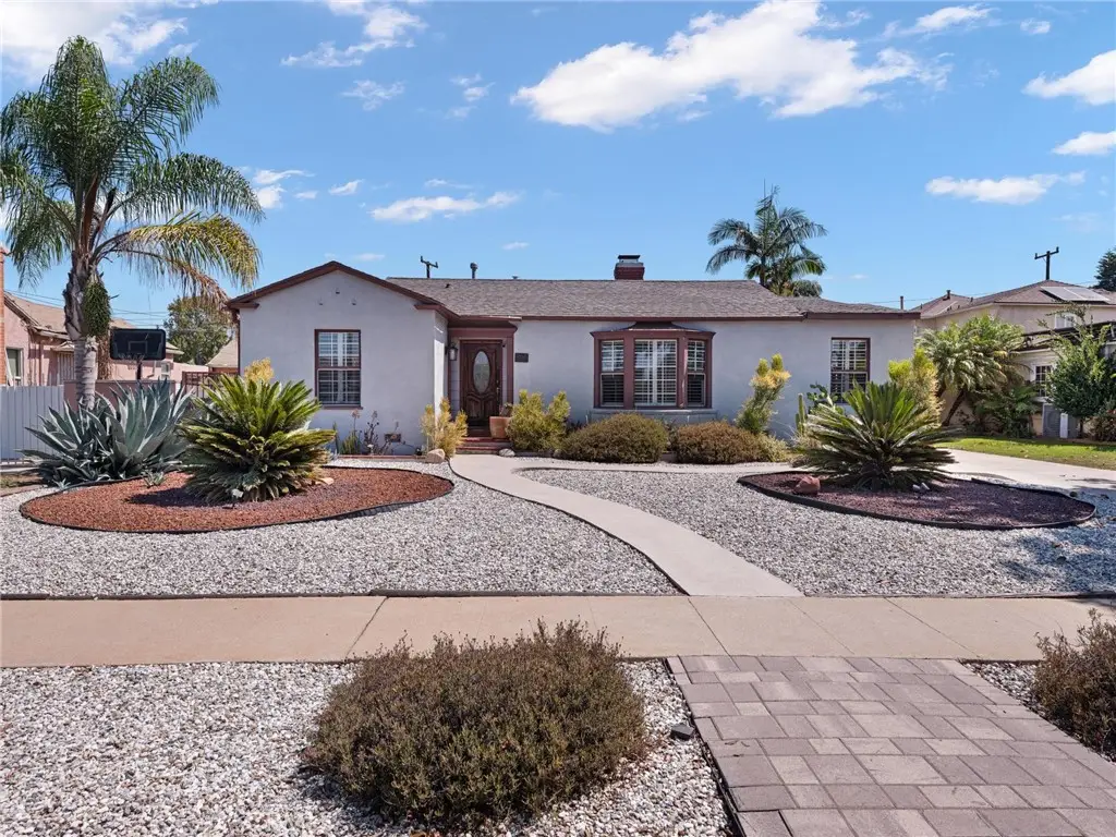 9526 S 4th Ave, Inglewood, CA 90305 - #1