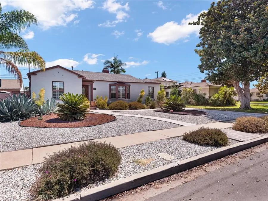 9526 S 4th Ave, Inglewood, CA 90305 - #2