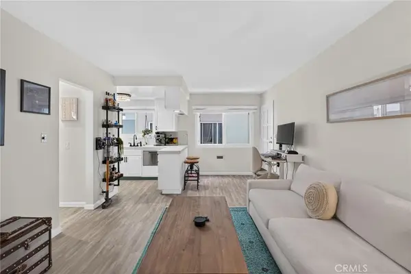 8155 Manitoba Street #12, Playa Del Rey, CA 90293