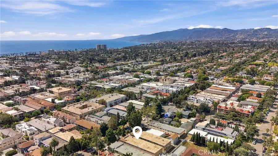 933 11th Street #9, Santa Monica, CA 90403 - #3