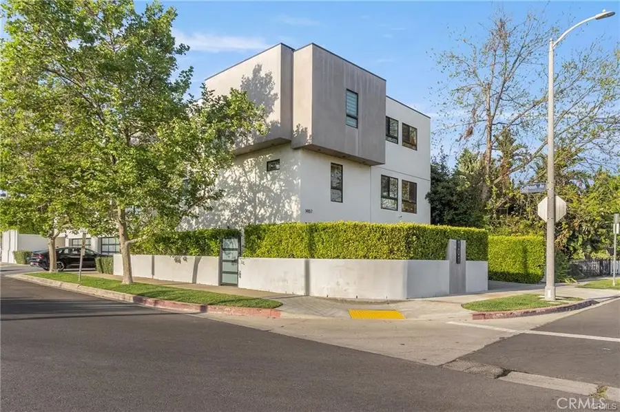 14157 Tiara Street #101, Sherman Oaks, CA 91401 - #2