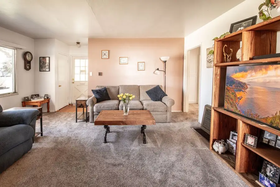 4403 Shadeway Road, Lakewood, CA 90713 - #2