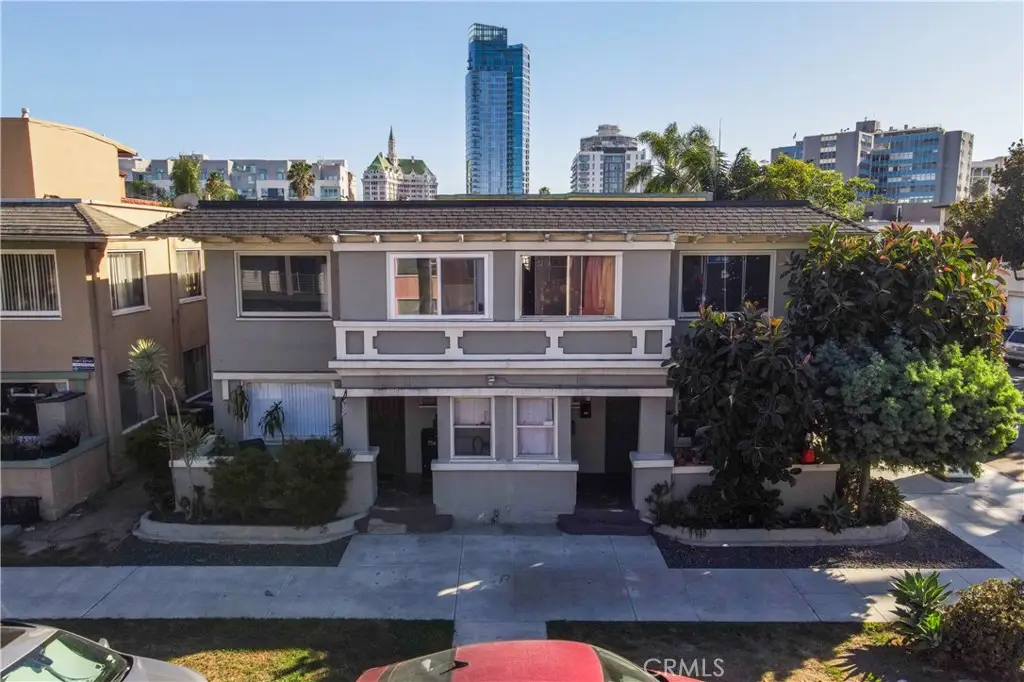 702 E 3rd, Long Beach, CA 90802 - #1