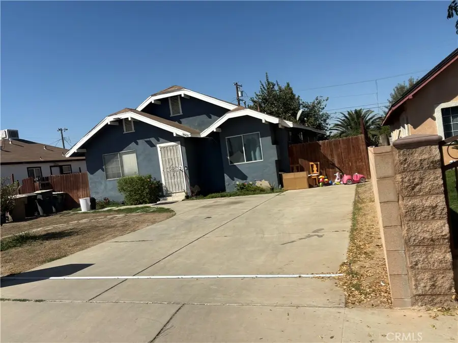 3609 Oliver, Bakersfield, CA 93307 - #2