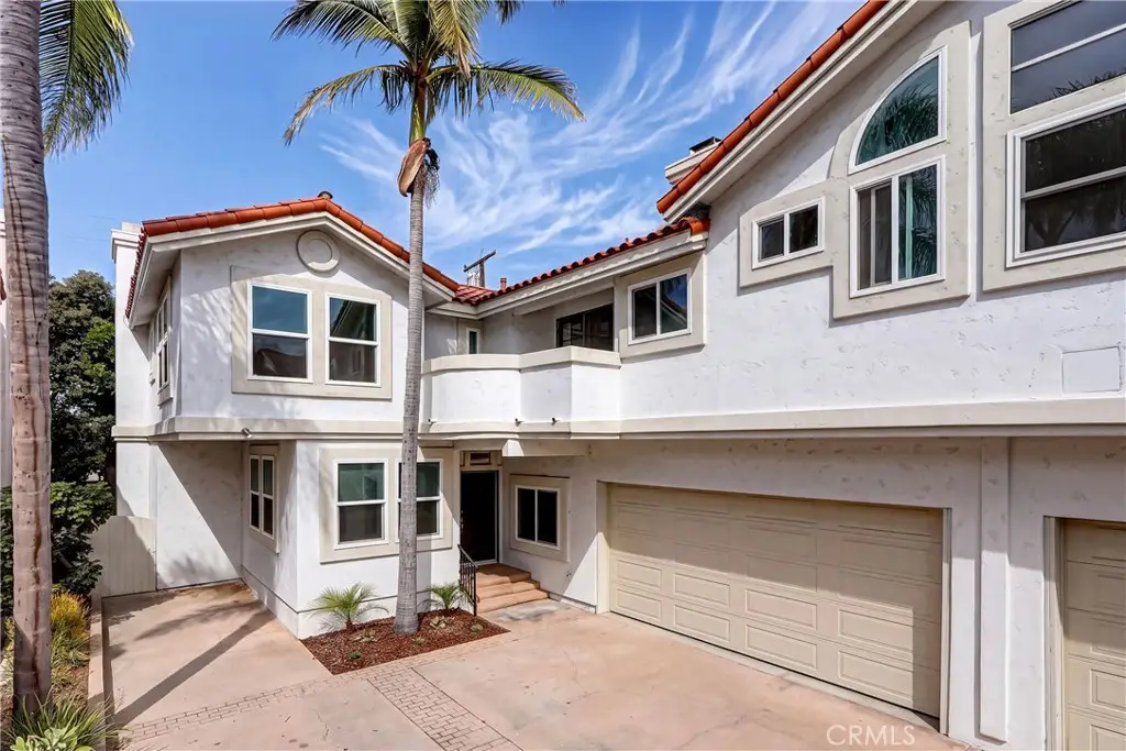 2405 Voorhees #B, Redondo Beach, CA 90278 - #1