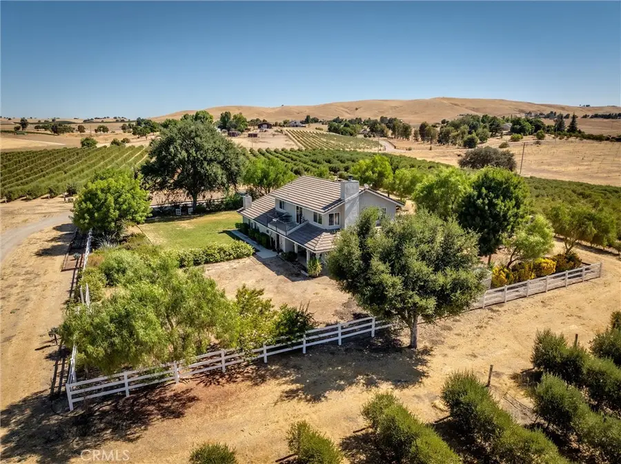 5055 Rancho La Loma Linda Drive, Paso Robles, CA 93446 - Image #2