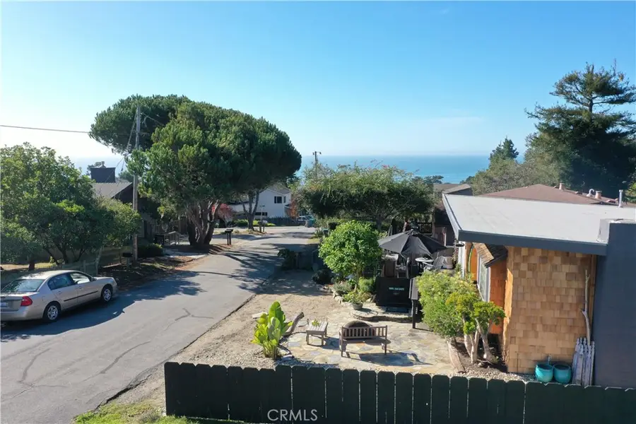 631 Warwick, Cambria, CA 93428 - Image #3