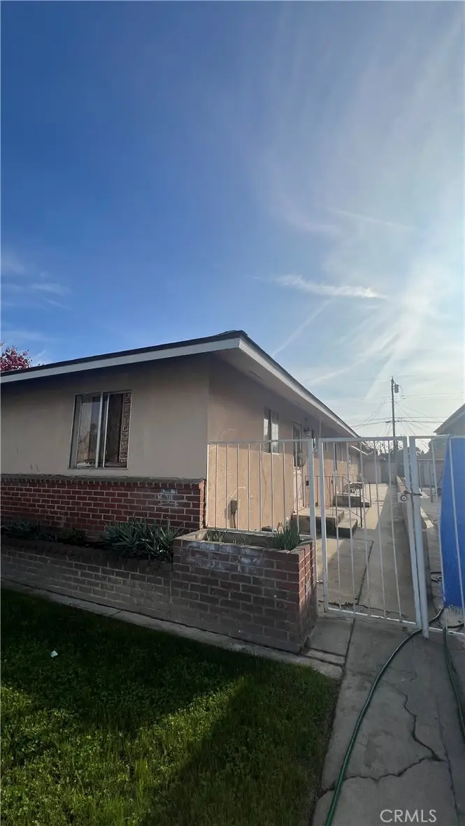 3462 3468 E Clinton, Fresno, CA 93703 - Image #2