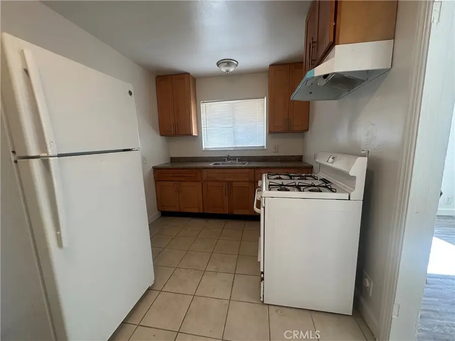 422 N Glenn, Fresno, CA 93701 - #3