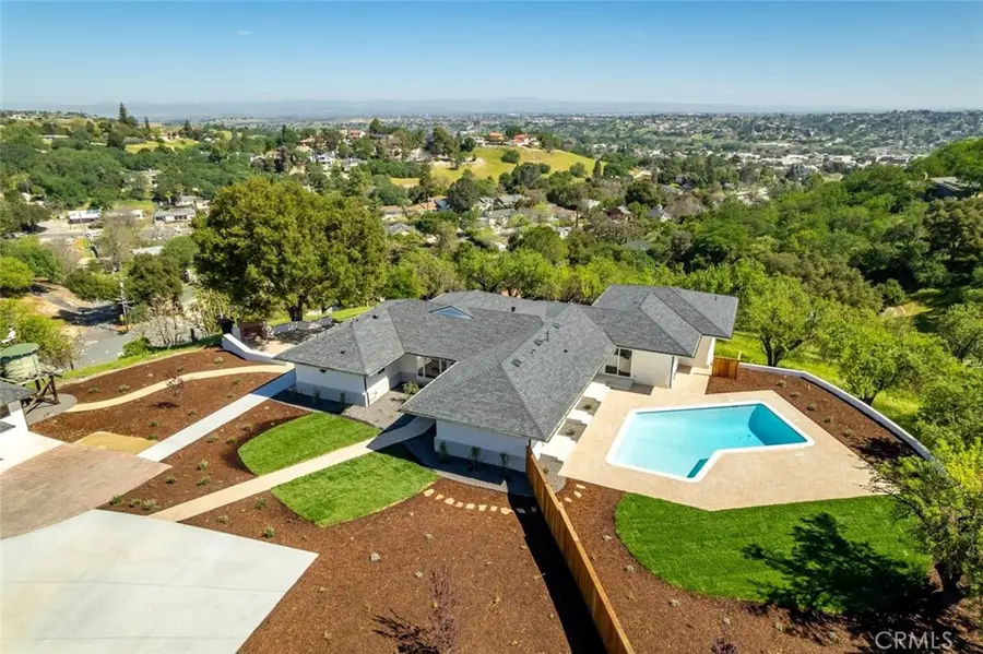 1026 Merry Hill Road, Paso Robles, CA 93446 - #2