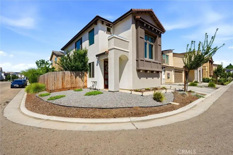 3432 W Good, Visalia, CA 93277 - #3