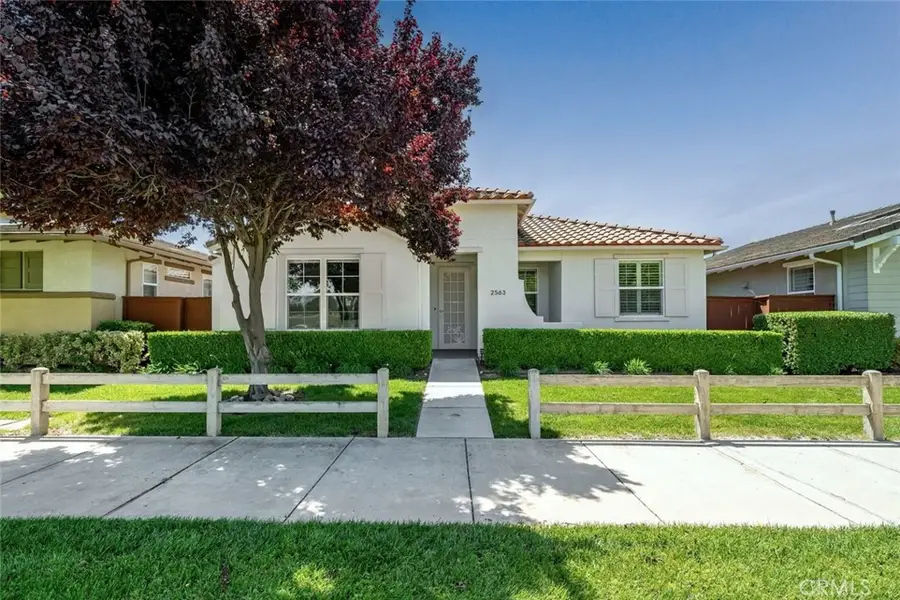 2563 Clubhouse, Paso Robles, CA 93446 - #2