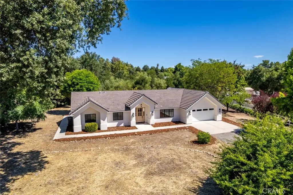 1090 Jordan Lane, Templeton, CA 93465 - #1