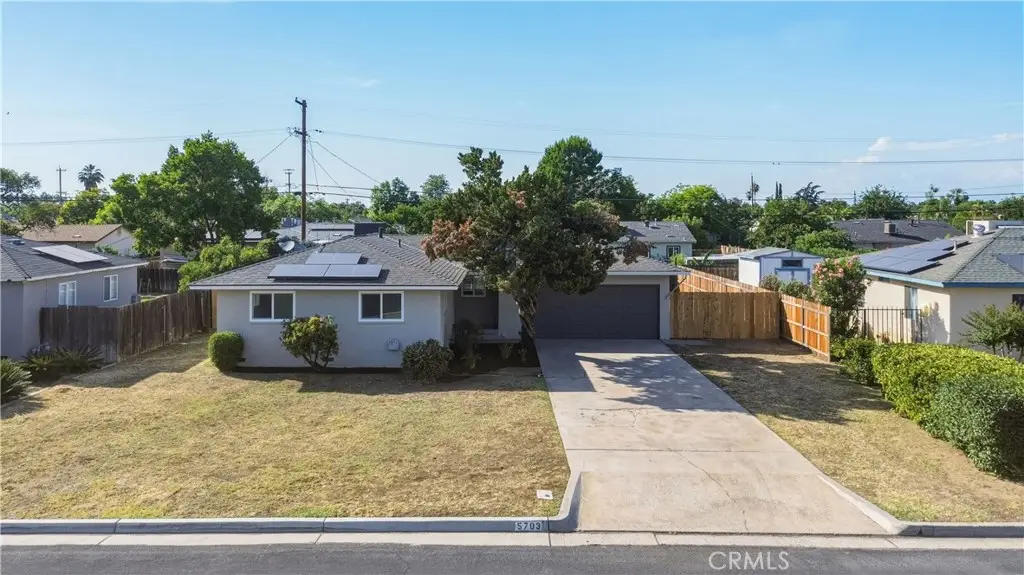 5703 E Hampton, Fresno, CA 93727 - #1