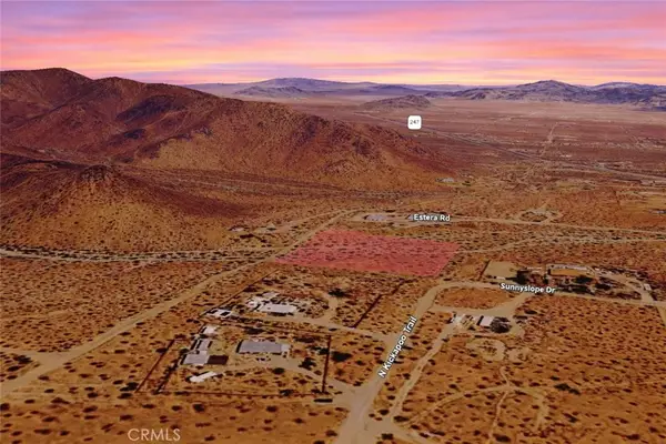 1530 N Jemez Trail, Landers, CA 92285