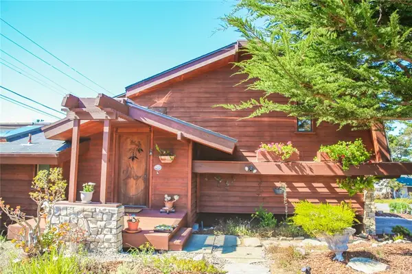 492 Dorset Street, Cambria, CA 93428