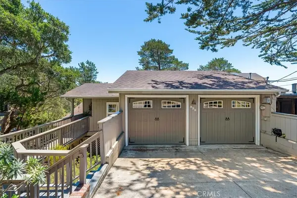 930 Suffolk Street, Cambria, CA 93428