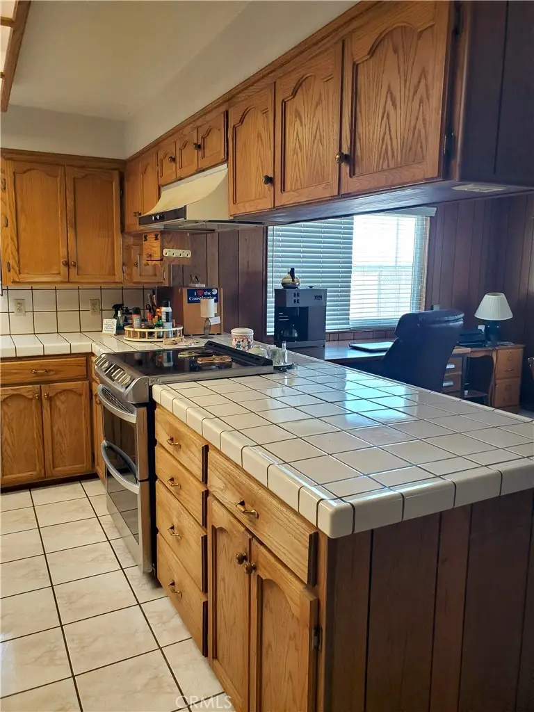 12720 10th Ave, Hanford, CA 93230 - #3