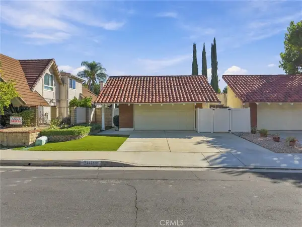 27108 Rio Pecos, Valencia, CA 91354