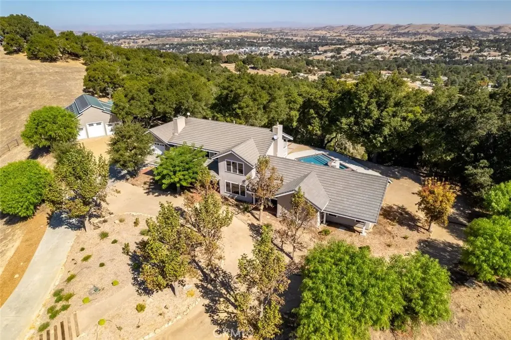 2755 San Fernando, Atascadero, CA 93422 - #1