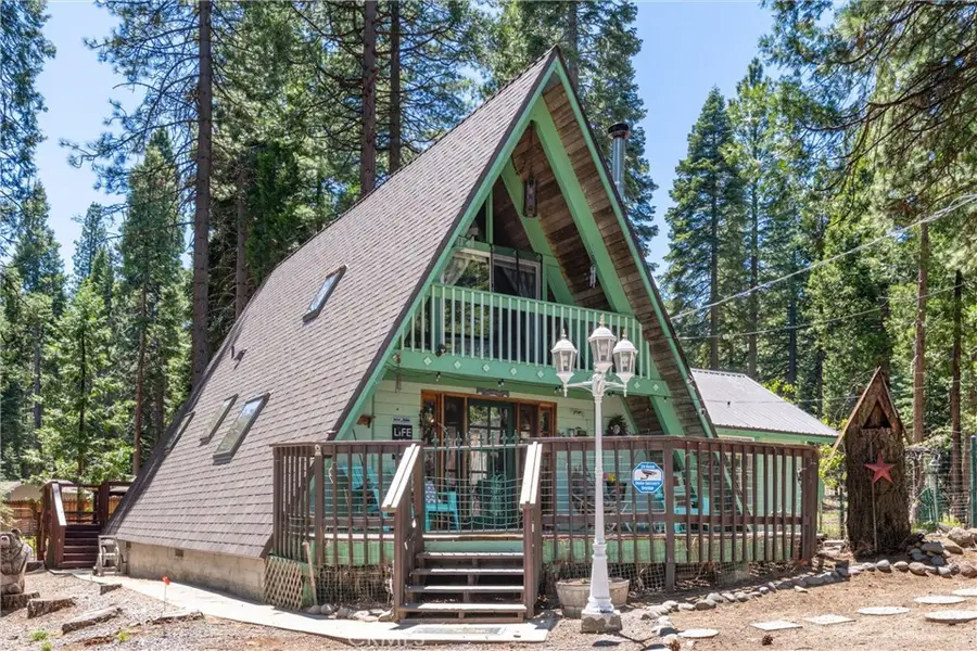 445 Cedar Circle, Lake Almanor, CA 96137 - Image #2