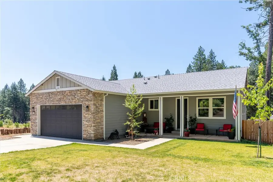 14106 Norwich Circle, Magalia, CA 95954 - Image #2