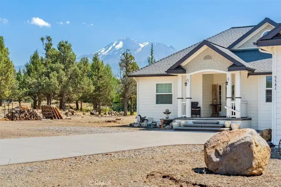 5541 Lake Shastina Drive, Weed, CA 96094 - Image #2