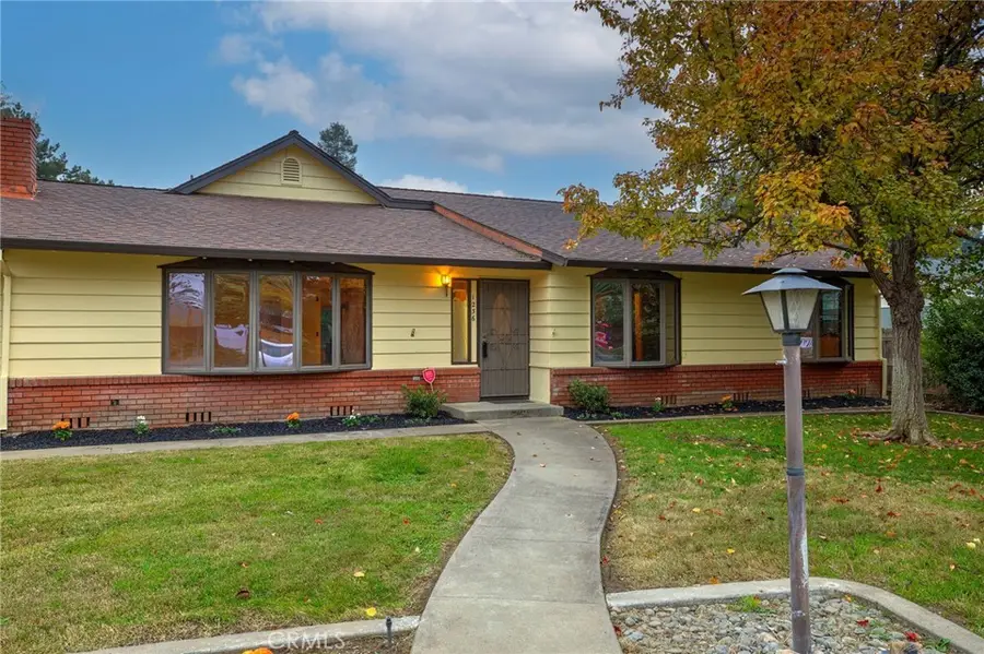 1236 Glenwood Avenue, Chico, CA 95926 - Image #3