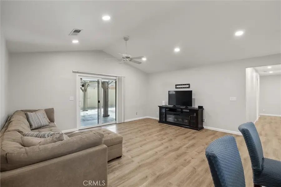 1633 Almondwood Dr, Orland, CA 95963 - #3