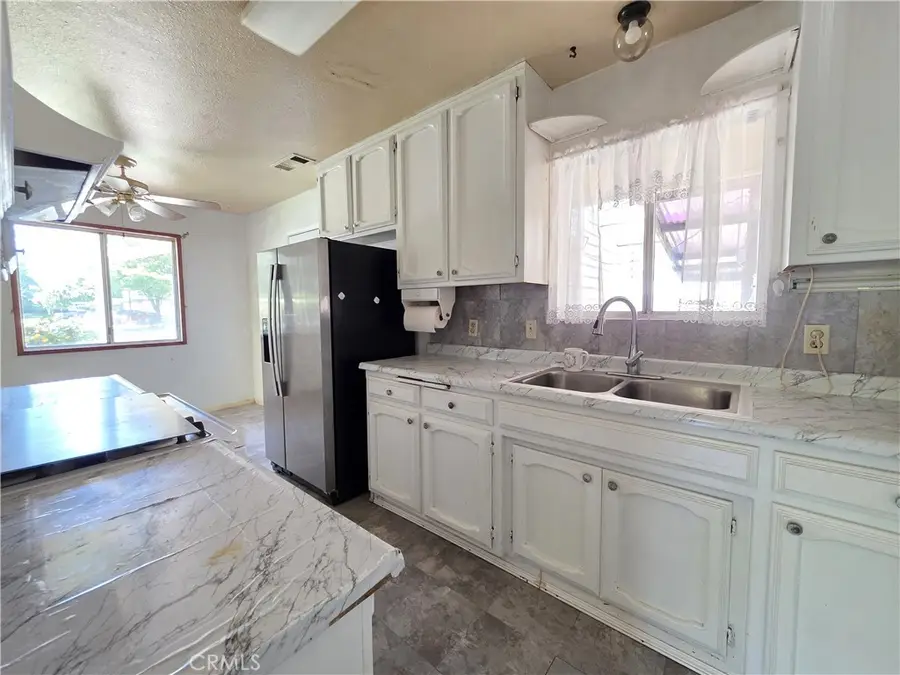 215 Ford Ave, Gridley, CA 95948 - #3