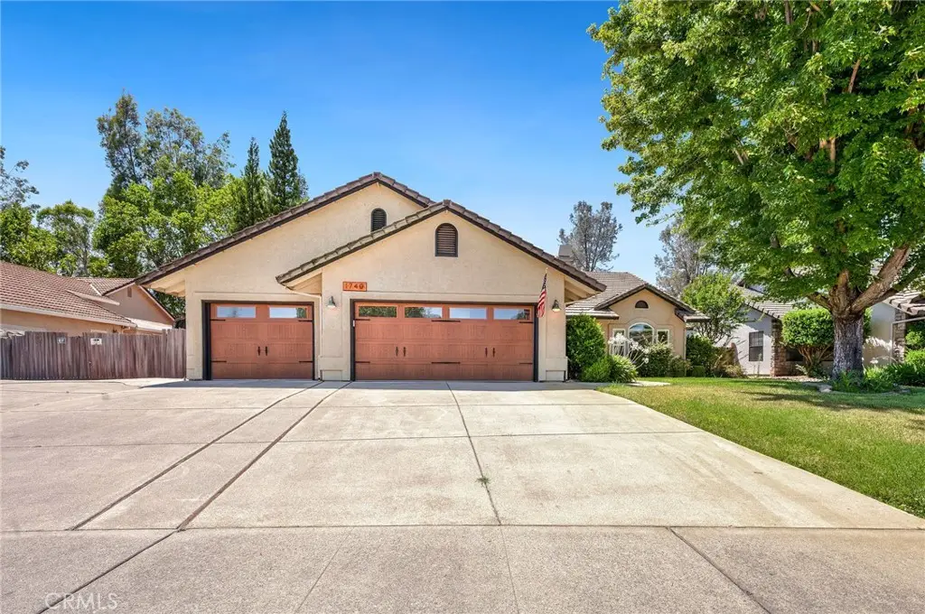 1740 Vinson Drive, Redding, CA 96003 - #1