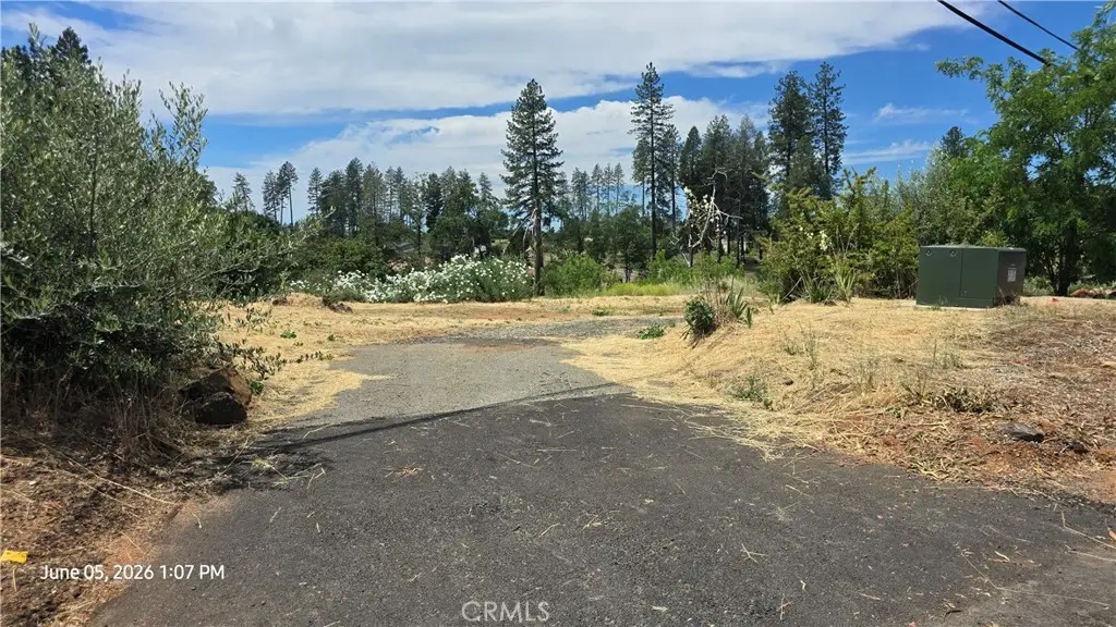 1042 Central Park, Paradise, CA 95969 - #1