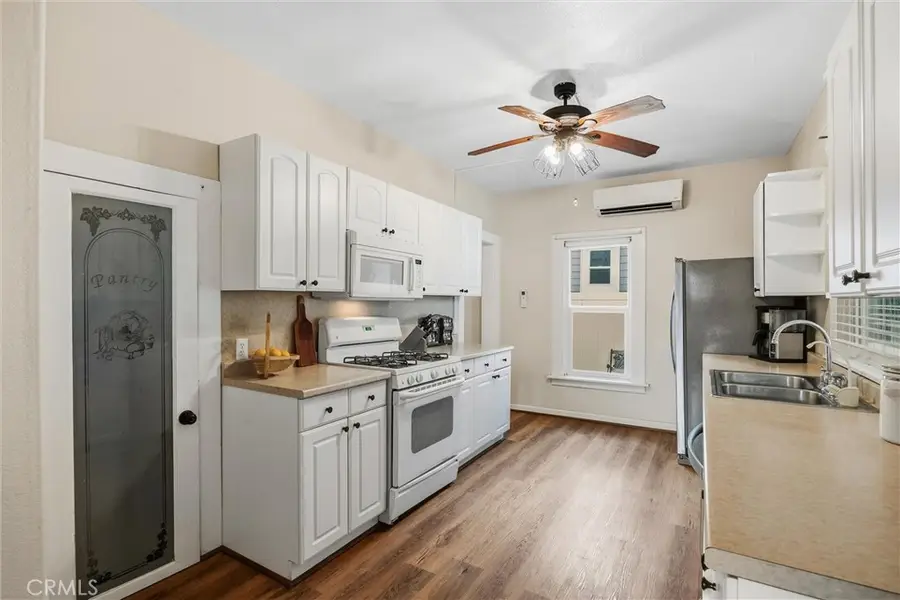716 Walnut Street, Corning, CA 96021 - #3