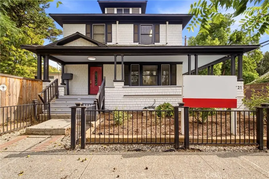 121 W 1st, Chico, CA 95926 - #2