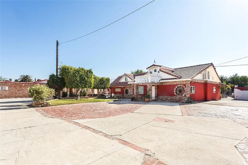 10544 Andora Avenue, Chatsworth, CA 91311 BHGRE