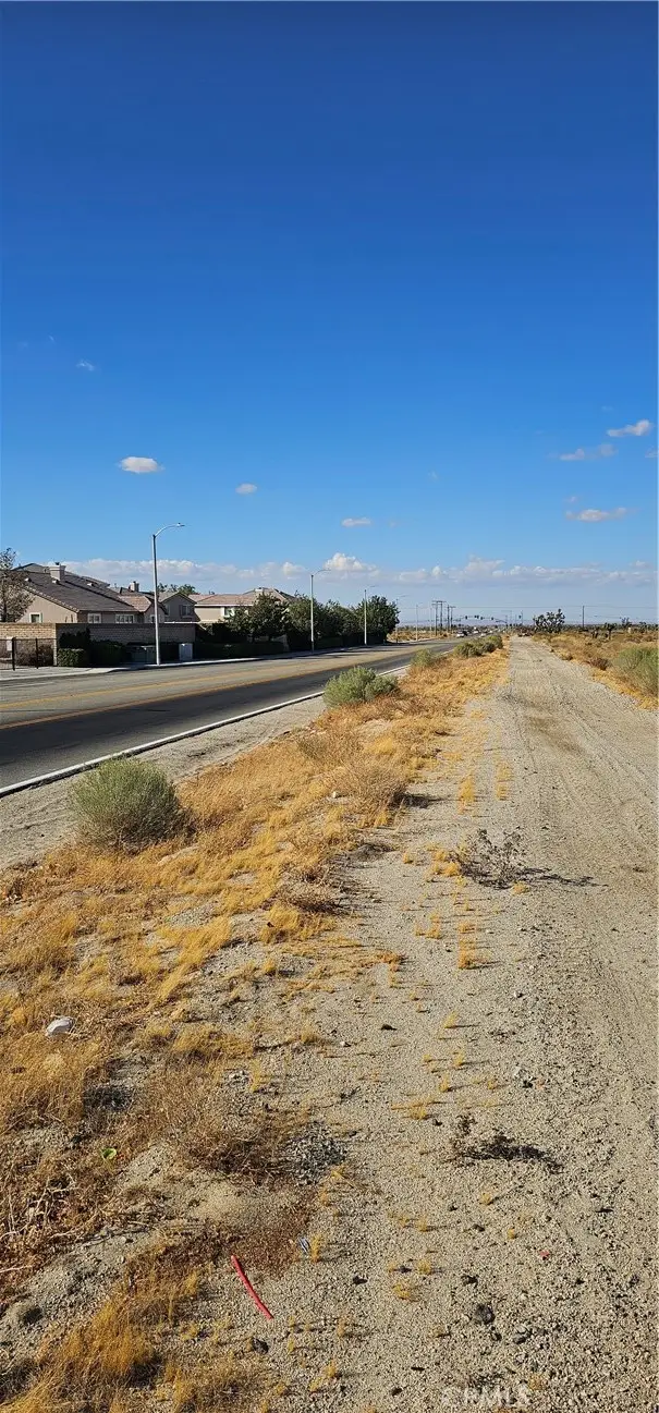 0 70th Street E, Palmdale, CA 93552 - #2