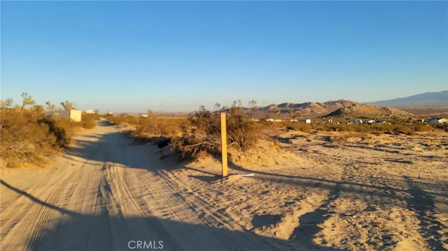 0 E Avenue N-8, Palmdale, CA 93591 - #2