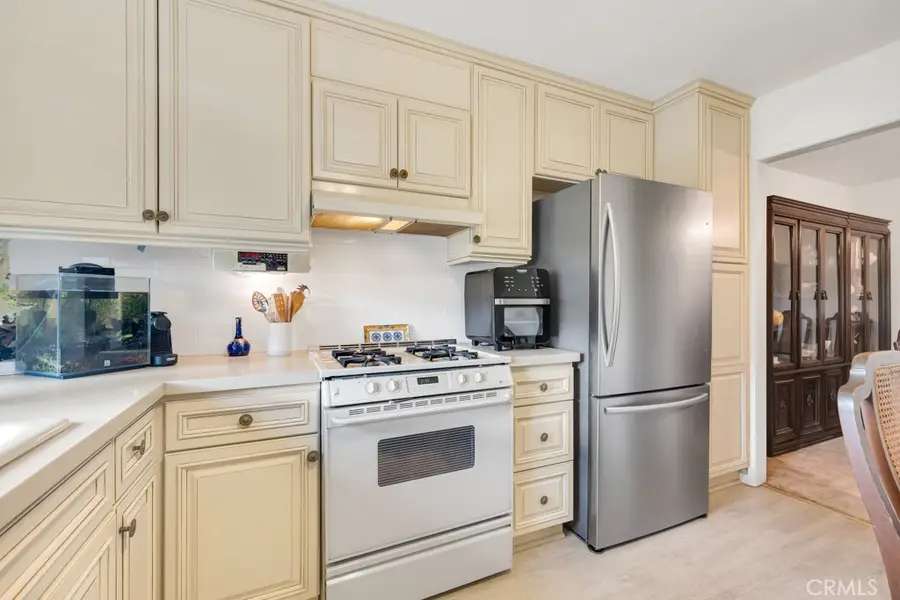 31570 Agoura Road #5, Westlake Village, CA 91361 - Image #2