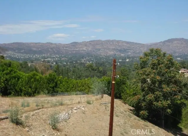 4771 Burgundy Road, Woodland Hills, CA 91364 - Image #2