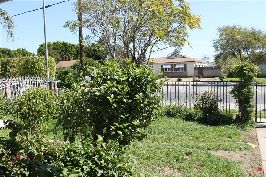 13145 Branford Street, Arleta, CA 91331 - Image #2