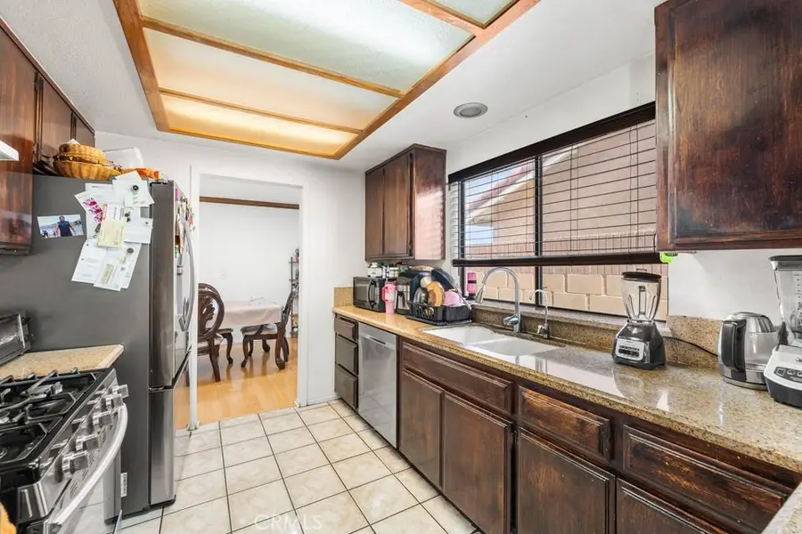 1827 Louise Avenue, Lancaster, CA 93534 - Image #3