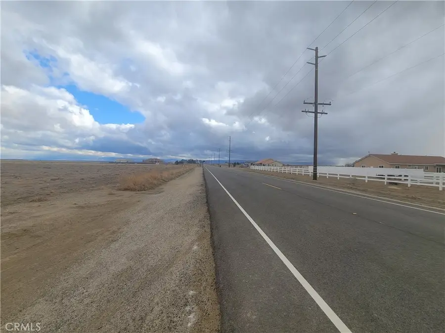 70 Avenue A-14, Lancaster, CA 93536 - Image #3