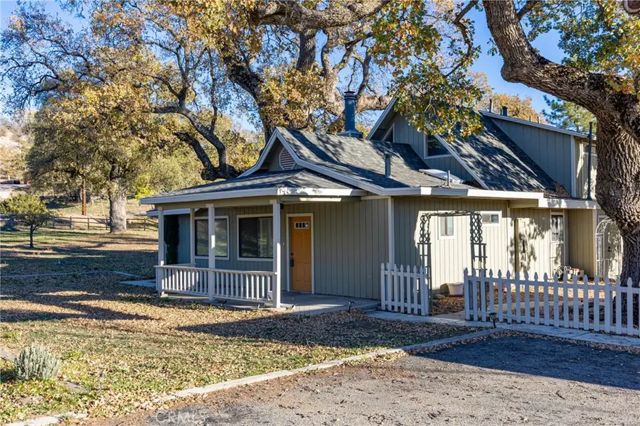 27900 Bear Valley Road, Tehachapi, CA 93561 - #2