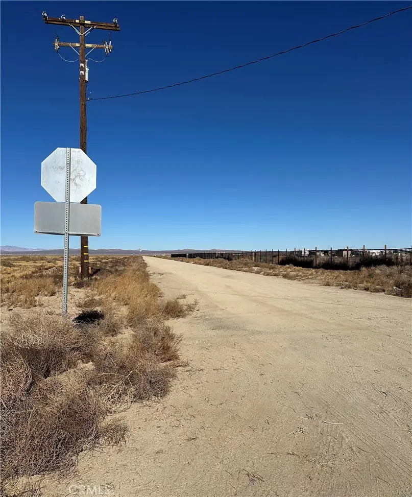 50 E Vic Avenue, Lancaster, CA 93535 - Image #2